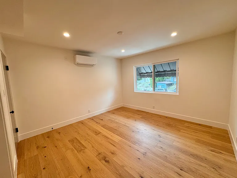 707 Ashland Ave — Photo 16