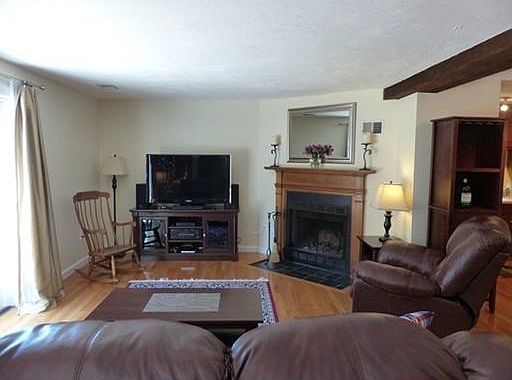 3rd image of 144 Quincy Shore Dr Unit 134