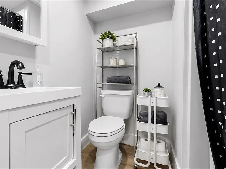 168 Endicott St #1 — Photo 9