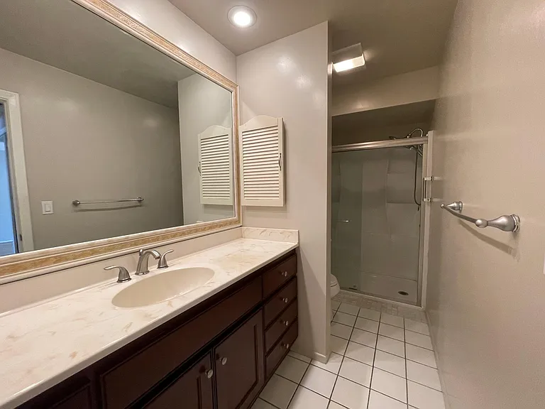 412 N Bellflower Blvd #208 — Photo 36
