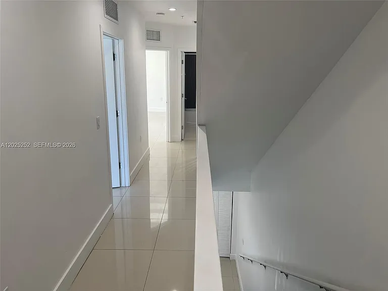 1813 Madison St #3 — Photo 7