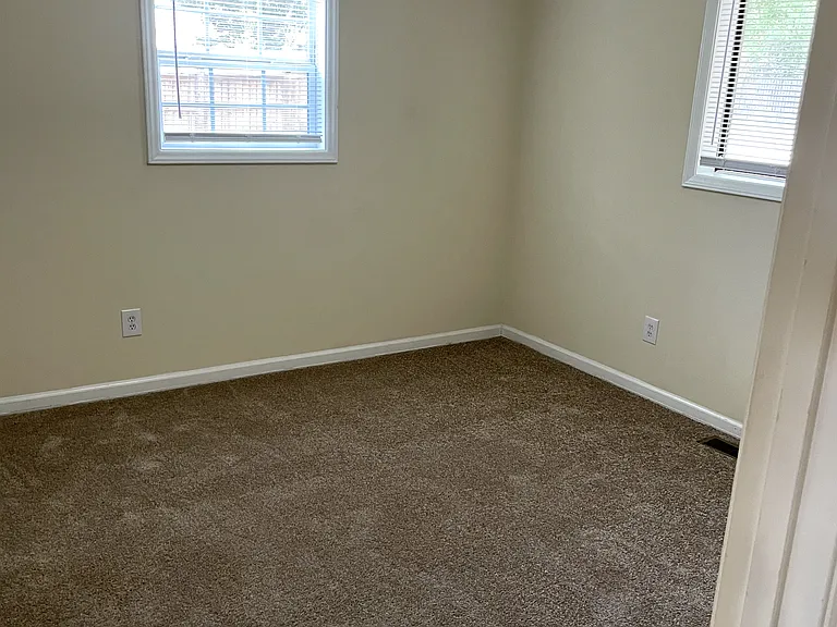 103 N Whitley St #1 — Photo 5