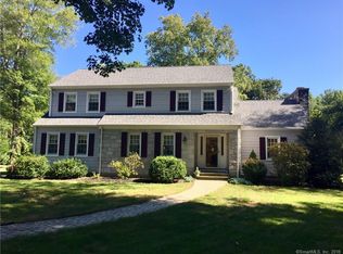 99 Deer Run Rd, Woodbridge, CT 06525