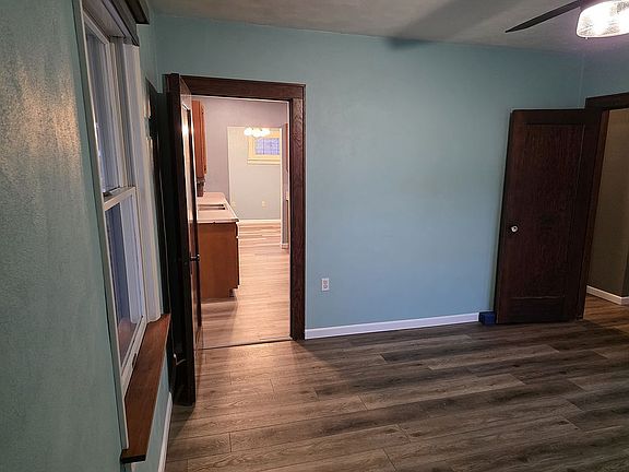 3rd image of 6017 Floraville Rd