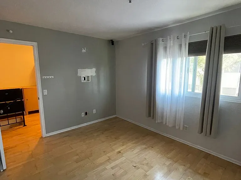 7002 Melody Ln — Photo 11