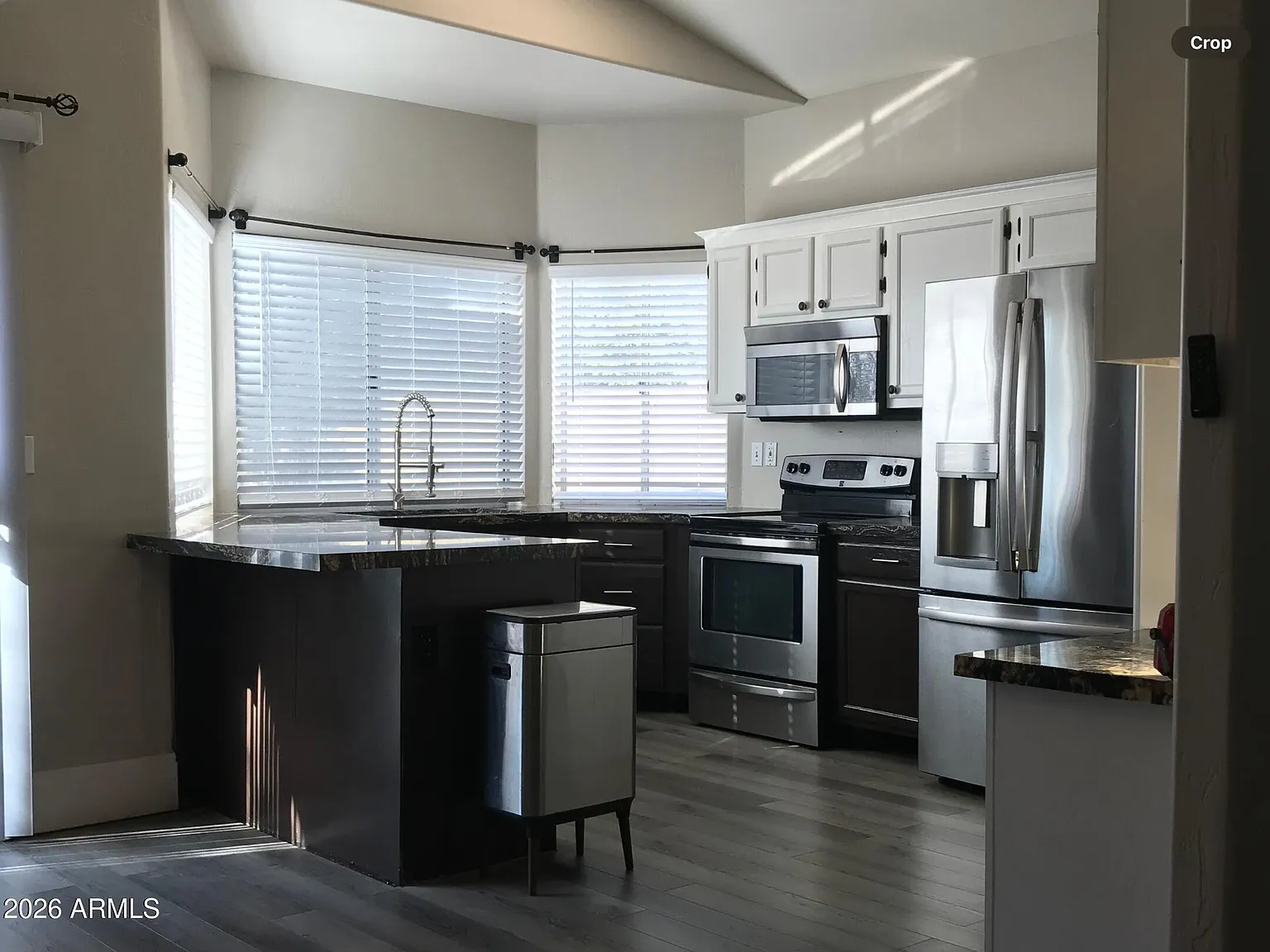 3 bed, 2.5 bath, 1603 sqft, $2,400 — Photo 2