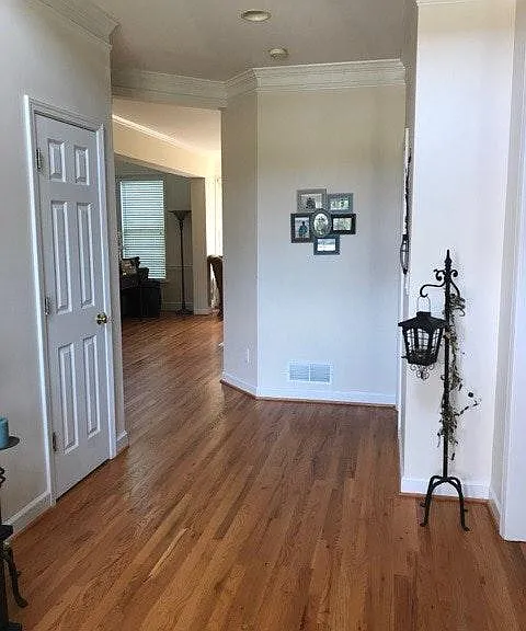 1629 Kinsmon Ln — Photo 8