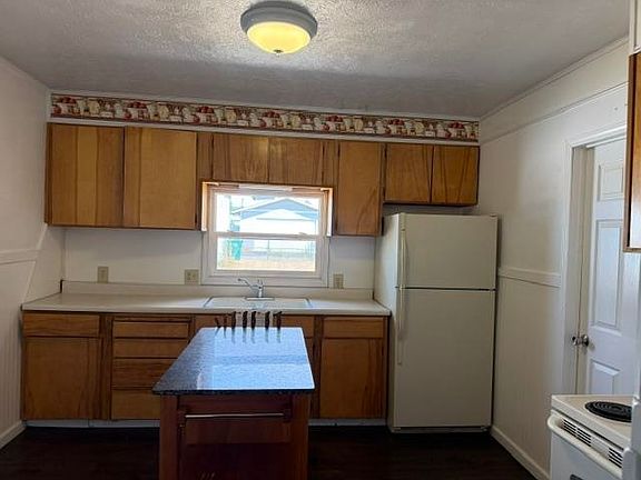 5th image of 350 W Wellesley Ave