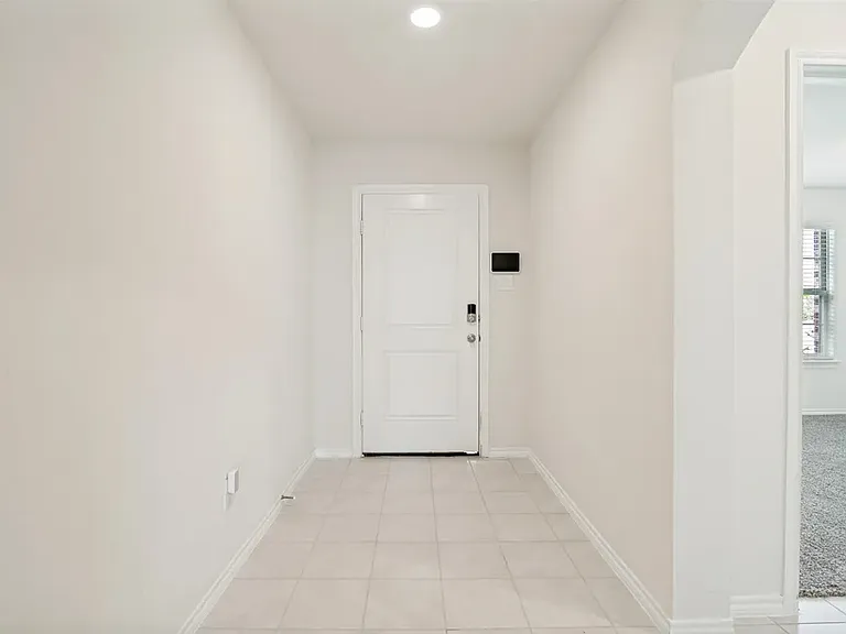 908 Horton St — Photo 3
