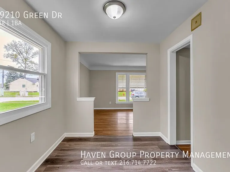 29210 Green Dr — Photo 8