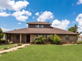 2735 Steamboat Cir, Arlington, TX 76006