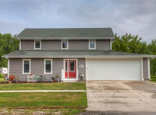 311 3rd St NE, Mitchellville, IA 50169