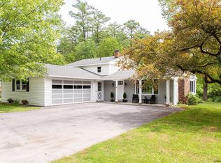 4 Locust Grove Rd, Saratoga Springs, NY 12866