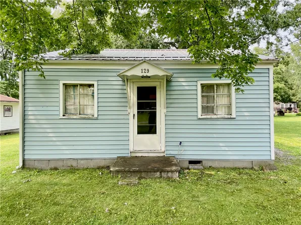 1290 Hickory St, Espyville, PA 16424