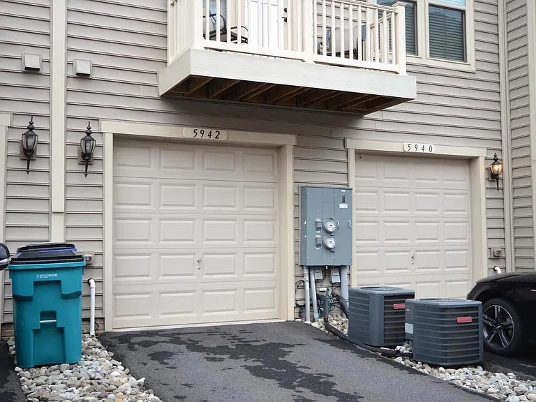 5942 Leben Dr — Photo 3