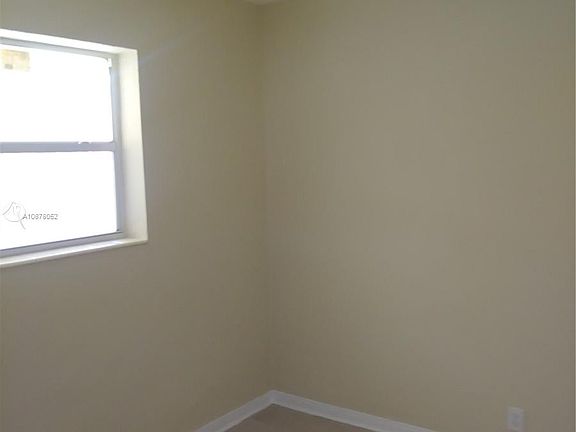 5th image of 430 NE 173rd St #432
