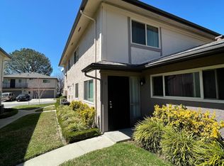 2061 N Avenida Refugio #4, Simi Valley, CA 93063