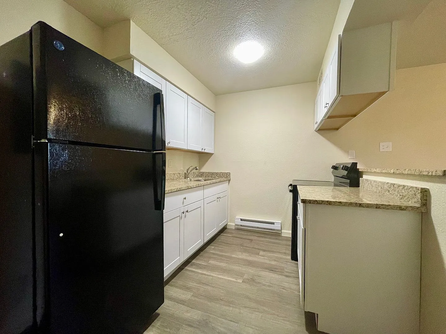 Chico Apartments — Photo 2