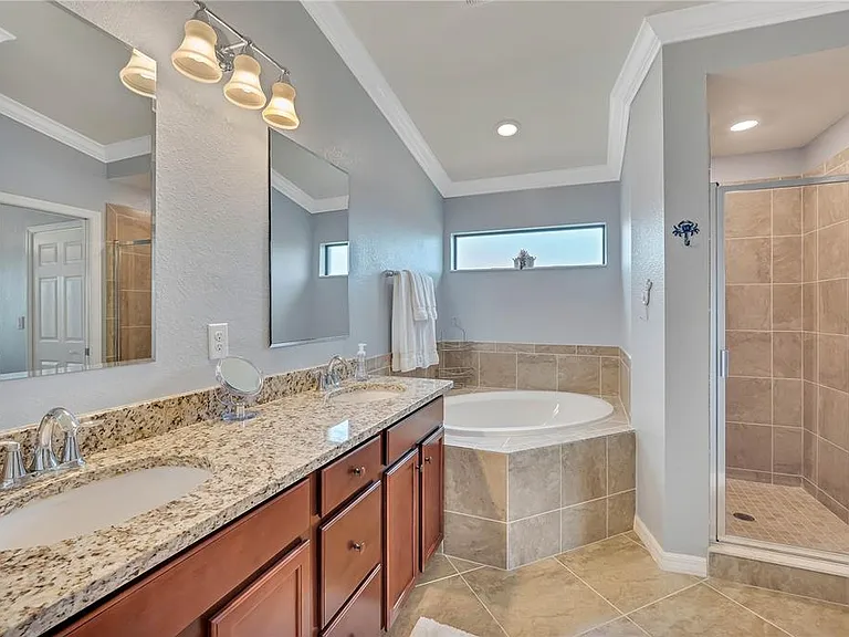 5577 Palmer Cir #201 — Photo 21