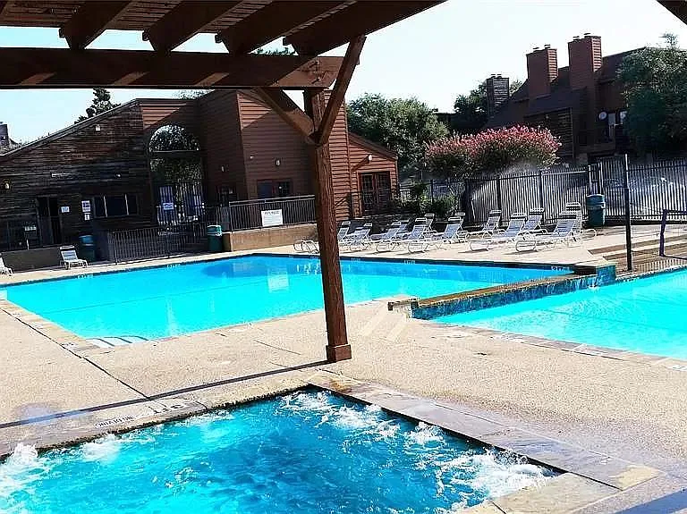 2305 Basil Dr #D207 — Photo 9