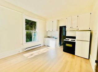 1815 San Antonio Ave APT D, Alameda, CA 94501