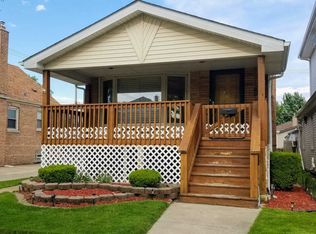 10317 S Whipple St, Chicago, IL