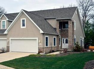 30080 Shadow Creek Dr #19, Westlake, OH 44145