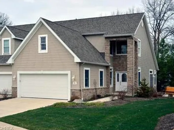 30080 Shadow Creek Dr #19, Westlake, OH 44145