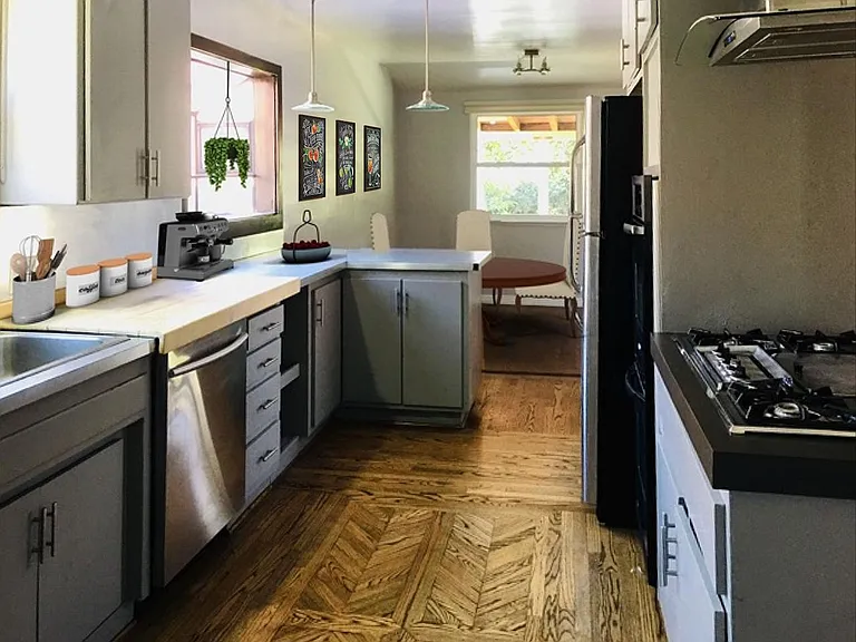 14712 Hesby St — Photo 4