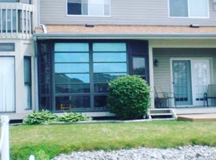 6276 Harris Harbor Dr, Oak Harbor, OH