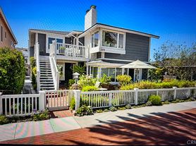 309 Marguerite Ave, Corona Del Mar, CA