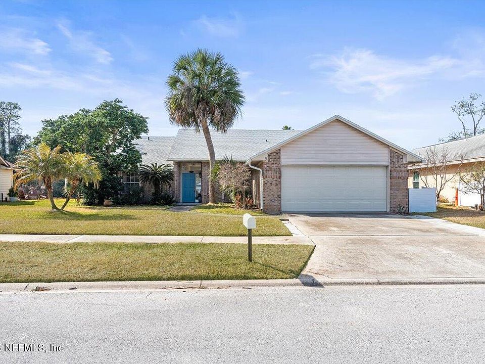 1st image of 2036 HOVINGTON Circle W