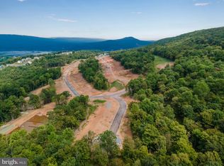 160 High Point Dr, Marysville, PA 17053