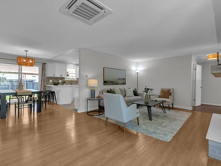 1526 S Jersey St — Photo 6