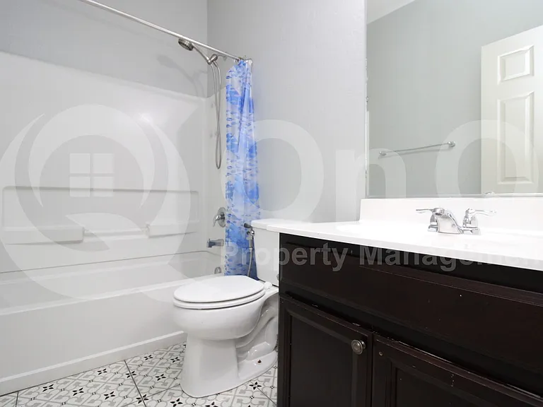 2968 S Washington St — Photo 16