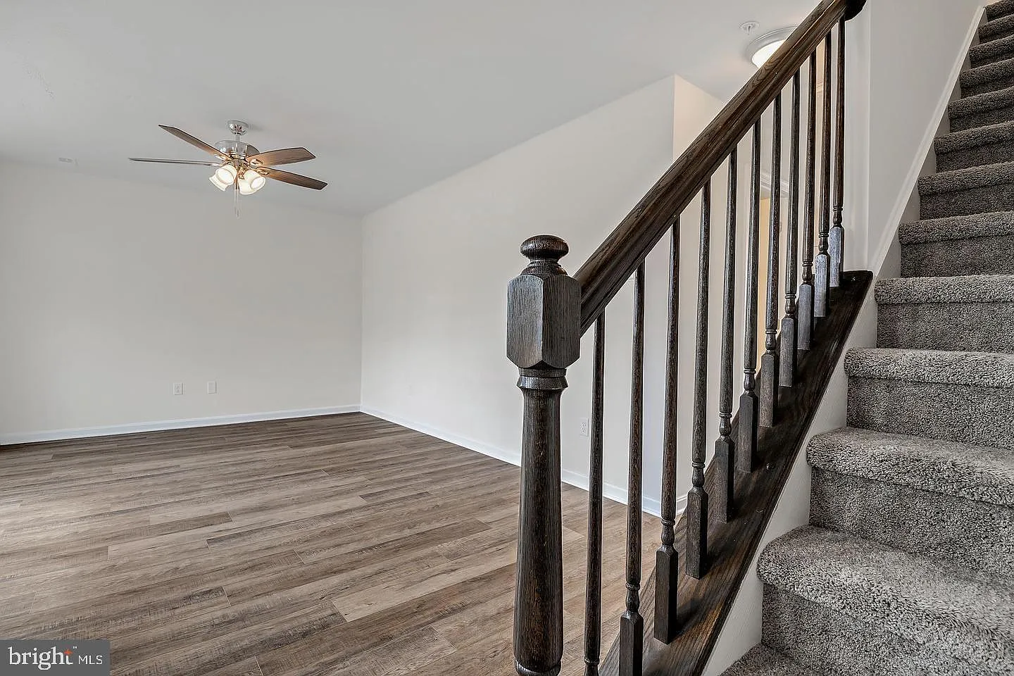 3 bed, 2.5 bath, 1252 sqft, $2,095 — Photo 3