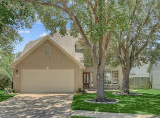 5514 Waverdale Ct, Sugar Land, TX 77479