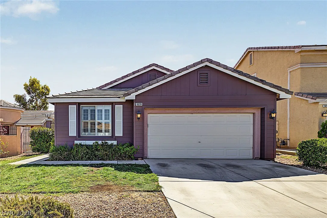 3 bed, 2.0 bath, 1833 sqft, $2,450 — Photo 2