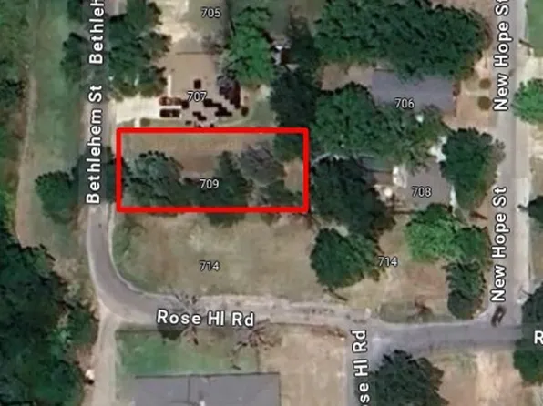 703 Bethlehem St, Terrell, TX 75160
