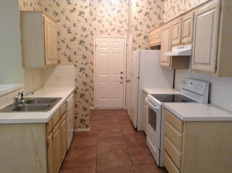 1st image of 6410 Valleybrooke Ct