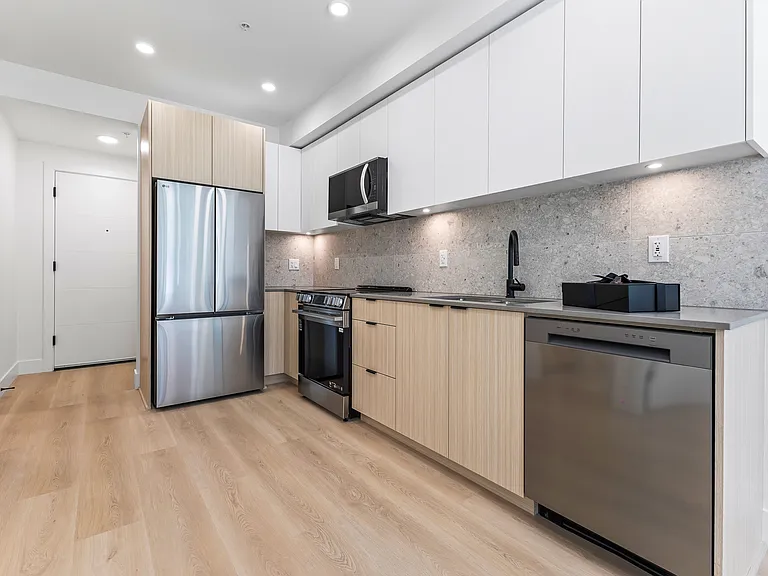 13455 94a Ave #211 — Photo 8