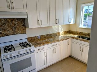 6152 Hazeltine Ave, Van Nuys, CA 91401