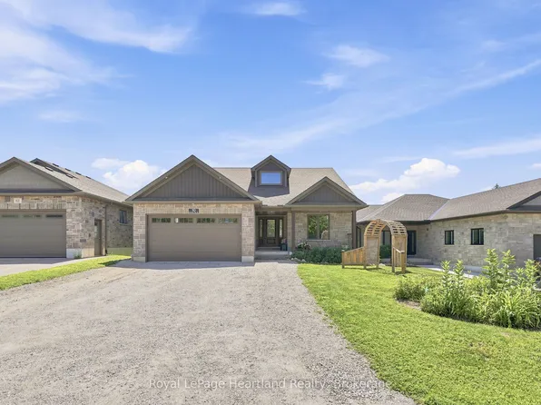 10 Minto St S, Minto, ON N0G 1M0