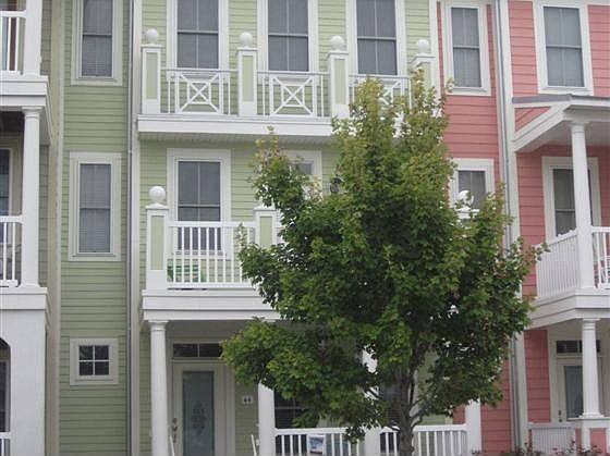 1st image of 44 Sunset Island Dr