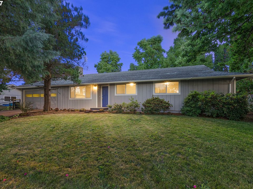 1st image of 9605 NE 64th St