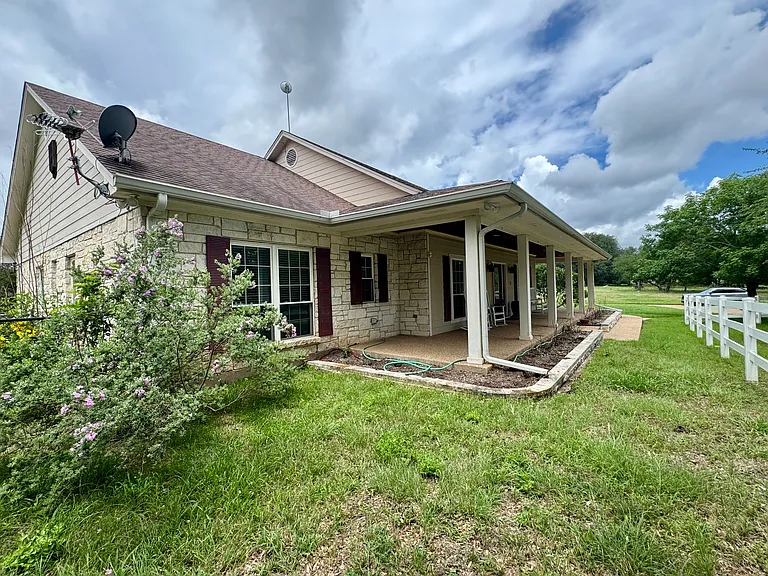 465 Austin Hines Dr — Photo 35