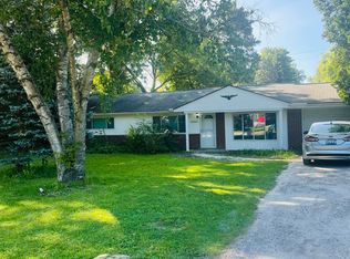 45504 Abington Cir, Macomb, MI 48042