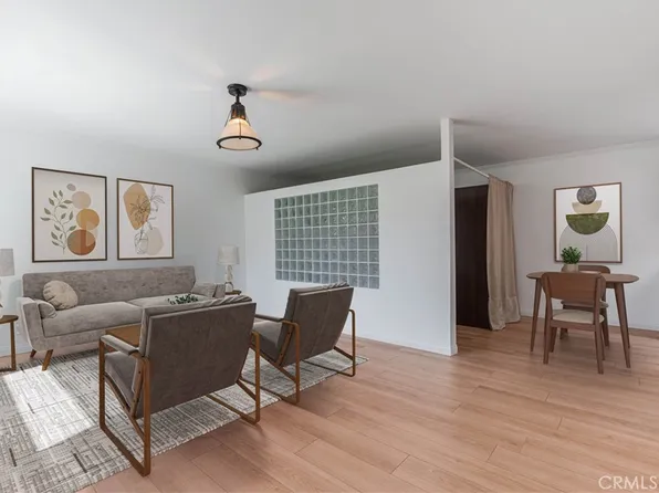 11138 Aqua Vista St APT 49, North Hollywood, CA 91602