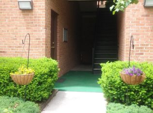 137 Blake Ave APT A1, Ronceverte, WV 24970