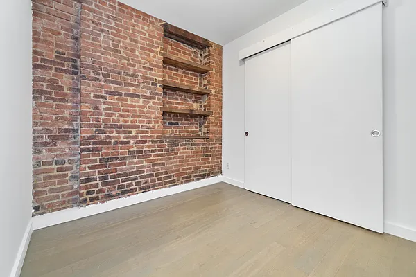 Rented by REAL New York | media 3